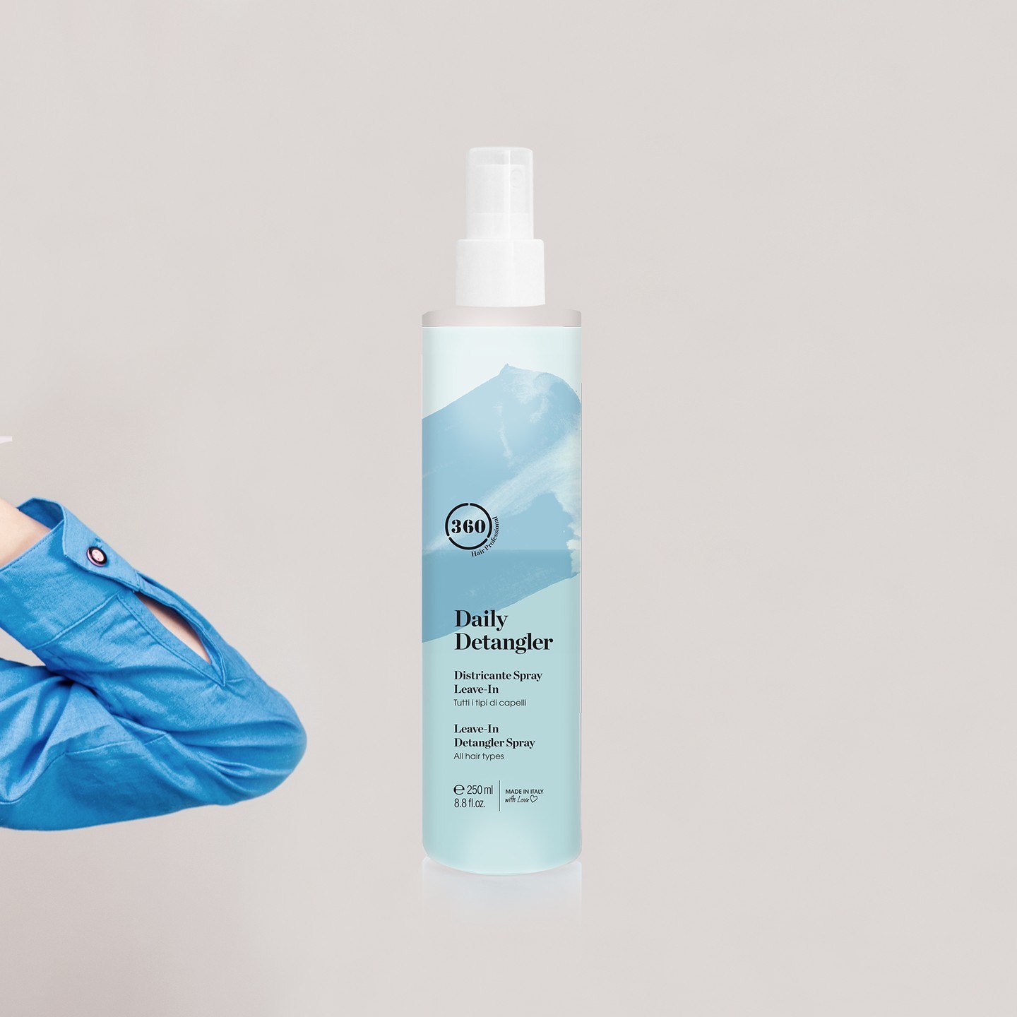 Daily Detangler is our two-phase rebalancing spray without rinsing. It detangles and revitalizes all hair types without weighing it down. Enriched with conditioning actives, it leaves hair easier to comb and protects against the use of heat, strengthening and hydrating it. For light and easy-to-detangle hair.
.
.
.
Spray riequilibrante bifasico senza risciacquo. Districa e rivitalizza tutti i tipi di capelli senza appesantire. Arricchito con attivi condizionanti migliora la pettinabilità e protegge dall’uso degli strumenti a caldo, donando forza e idratazione. Per capelli leggeri e facili da districare.
.
.
.
#360hair #360hairprofessional
#360hairproducts
#madeinitalywithlove
